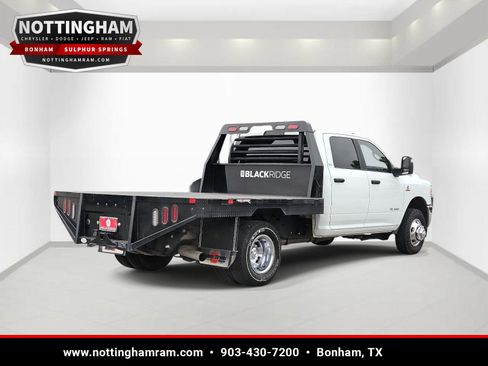 Used 2024 RAM 3500 SLT w/ Quick Order Package 2YG SLT AWD/4WD image 4