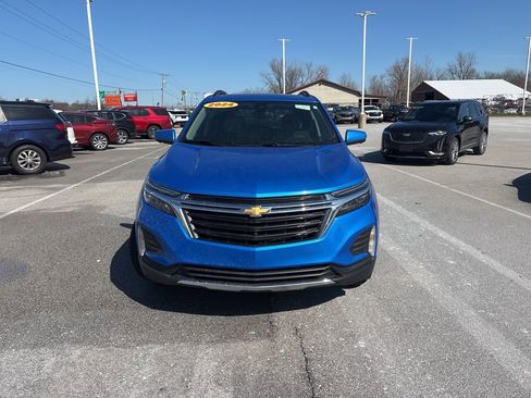 Used 2024 Chevrolet Equinox LT image 2