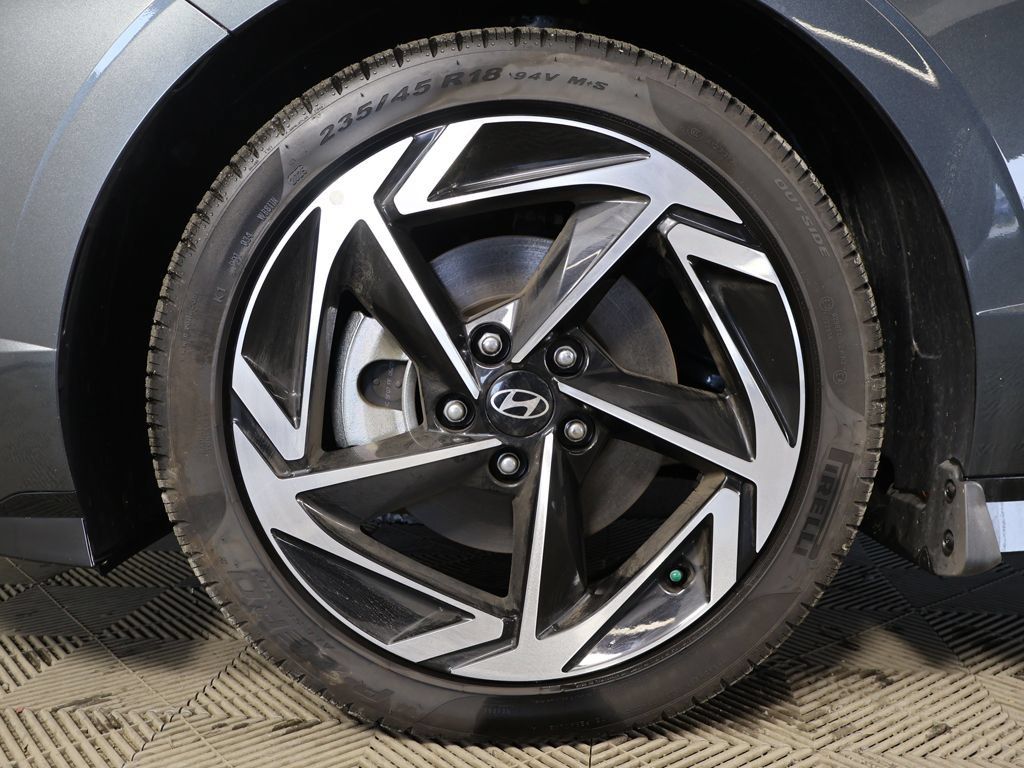 Certified 2026 Hyundai Sonata SEL AWD/4WD image 16