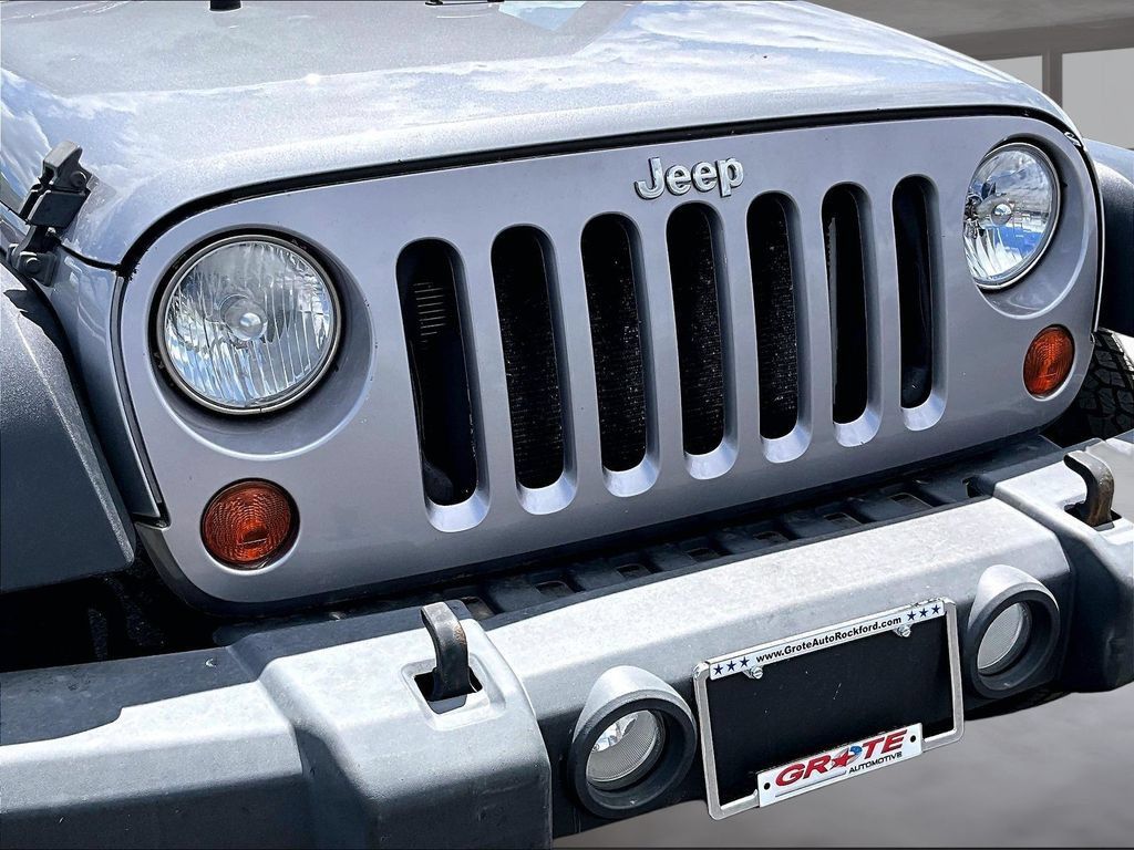 Used 2013 Jeep Wrangler Sport AWD/4WD image 26
