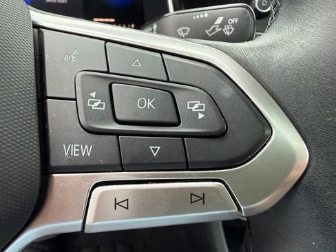 Used 2022 Volkswagen Jetta SE FWD image 17