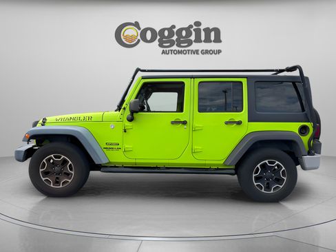 Used 2012 Jeep Wrangler Unlimited Sport image 2