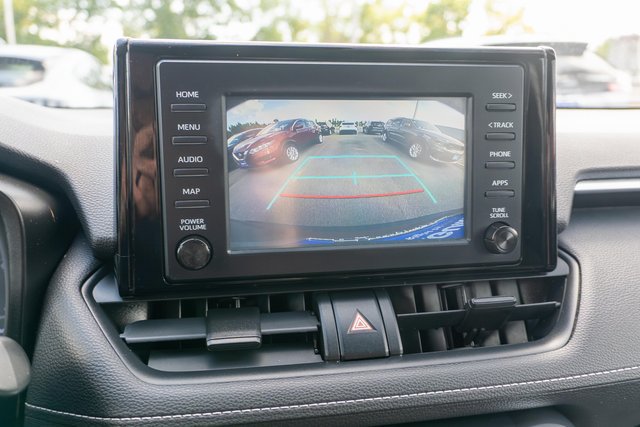 Used 2019 Toyota RAV4 LE AWD/4WD image 20
