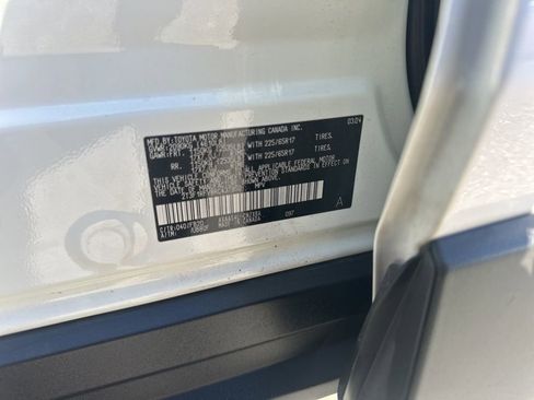 Used 2024 Toyota RAV4 LE image 31