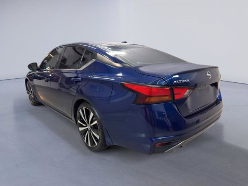 Used 2019 Nissan Altima 2.5 SR w/ SR Premium Package image 4