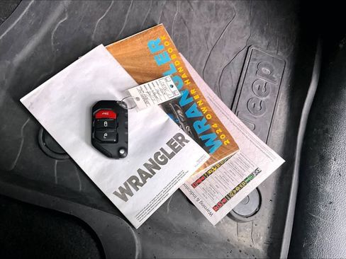 Used 2024 Jeep Wrangler Unlimited Sport AWD/4WD image 20