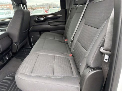 Used 2022 Chevrolet Silverado 1500 LT image 12