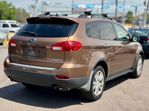 Used 2011 Subaru Tribeca Limited AWD/4WD image 2
