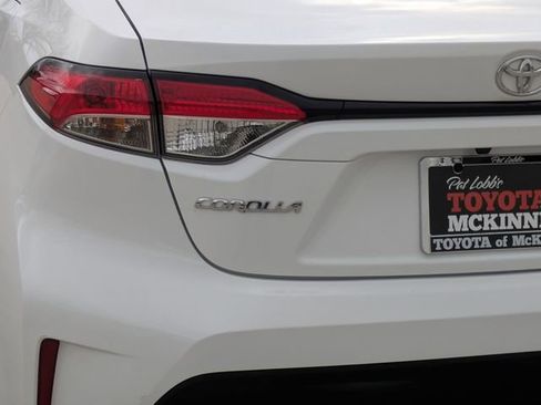 Used 2024 Toyota Corolla LE image 8