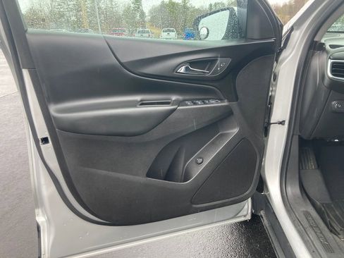 Used 2019 Chevrolet Equinox LT image 11