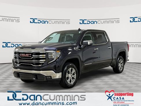 Used 2025 GMC Sierra 1500 SLT AWD/4WD image 1