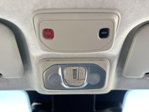 Used 2023 RAM ProMaster 2500 image 11