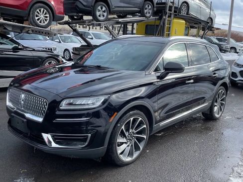 Used 2019 Lincoln Nautilus Reserve image 1