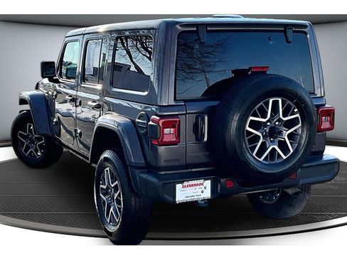 Certified 2025 Jeep Wrangler Sahara image 2