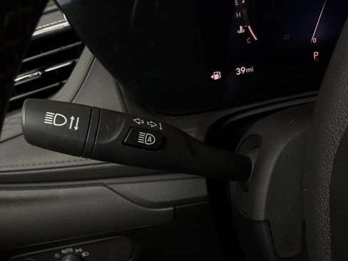 Used 2025 Buick Encore GX Preferred FWD image 34
