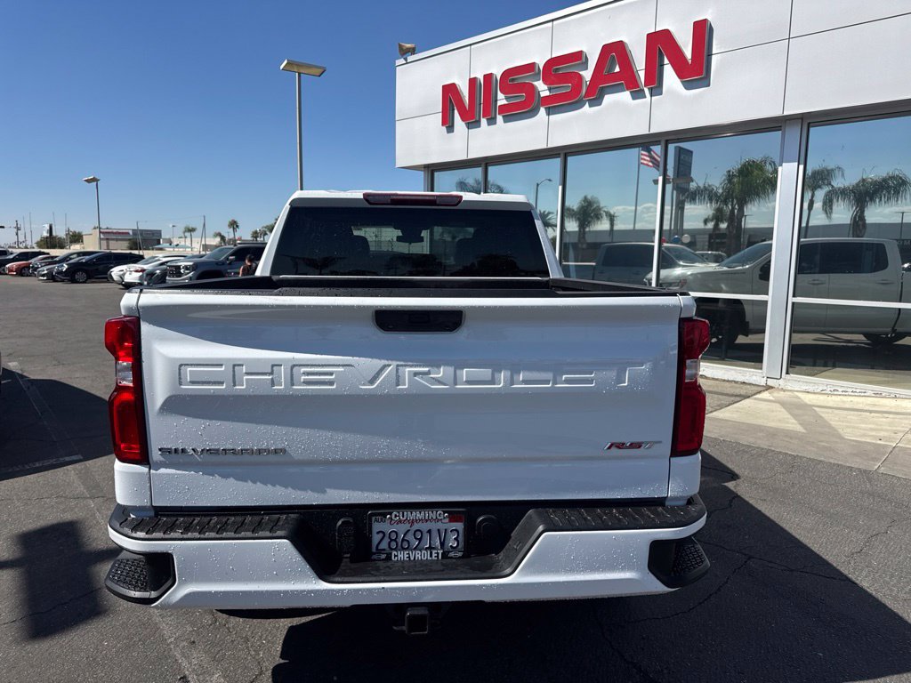 Used 2023 Chevrolet Silverado 1500 RST AWD/4WD image 3