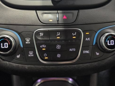 Used 2024 Chevrolet Malibu LT FWD image 14