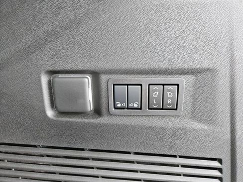 New 2026 GMC Yukon Elevation AWD/4WD image 13