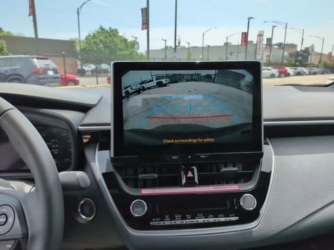 Used 2026 Toyota Corolla SE w/ SE Package FWD image 20