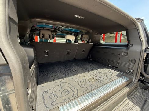 Used 2025 GMC Hummer EV 3X AWD/4WD image 29