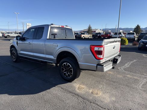 Used 2022 Ford F150 Lariat w/ FX4 Off-Road Package AWD/4WD image 5