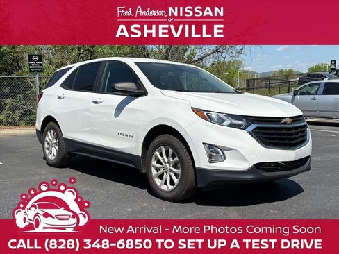 Used 2021 Chevrolet Equinox LS w/ LS Convenience Package image 1