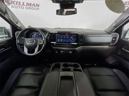 Used 2024 GMC Sierra 1500 SLT image 24