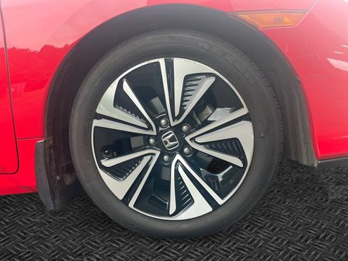 Used 2018 Honda Civic EX-L image 11