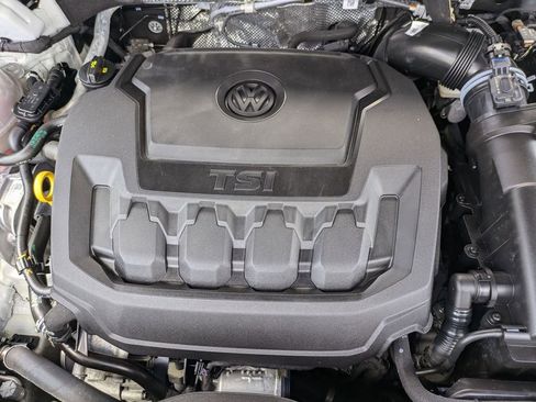 Used 2024 Volkswagen Tiguan Wolfsburg Edition image 34