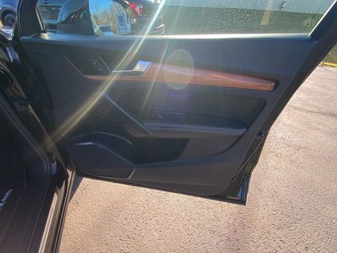 Used 2021 Audi Q5 2.0T Premium Plus image 22