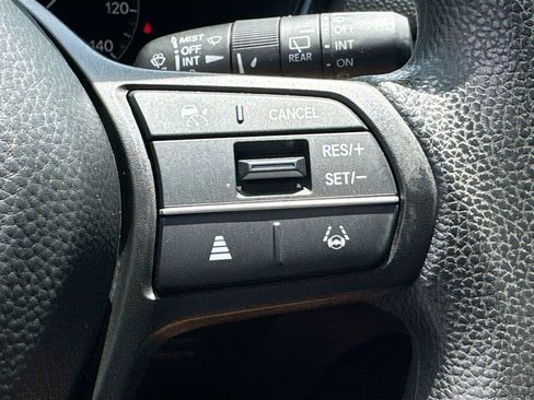 Used 2023 Honda CR-V EX image 17