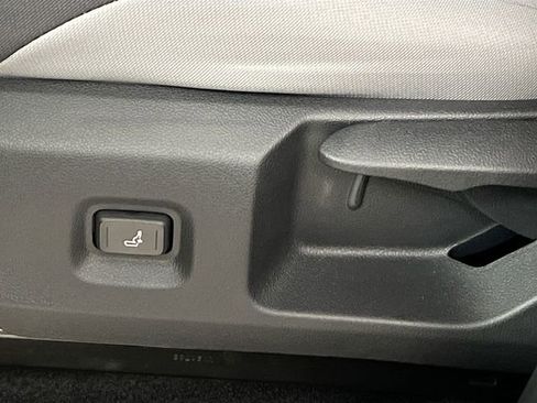 New 2025 Toyota Tacoma TRD Sport image 12