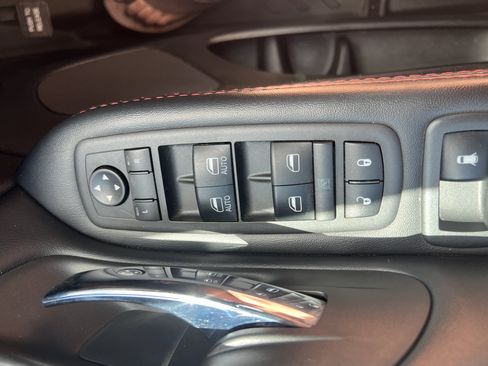 Used 2019 Dodge Grand Caravan GT w/ Safety Sphere Group FWD image 14