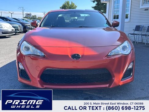 Used 2014 Scion FR-S RWD image 2