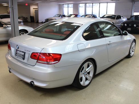 Used 2009 BMW 335i Coupe image 19