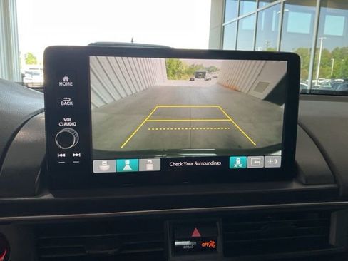 Certified 2023 Honda Pilot Touring image 19