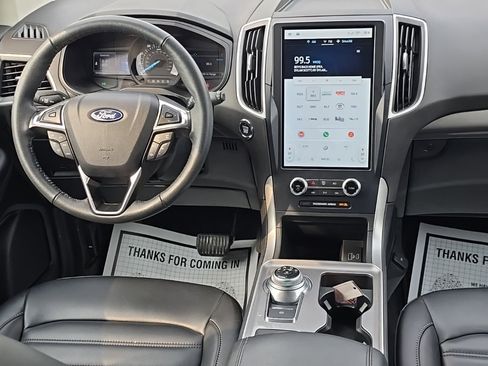 Used 2024 Ford Edge SEL image 21