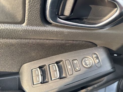 Used 2024 Honda Civic Sport image 17
