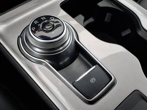 Used 2024 Ford Edge SEL w/ Convenience Package image 21