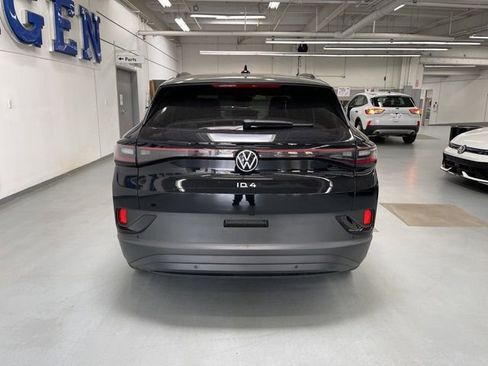 New 2026 Volkswagen ID.4 Pro RWD image 3