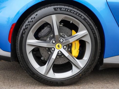Certified 2025 Ferrari 12Cilindri RWD image 62