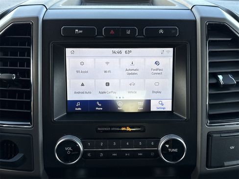 Used 2021 Ford Expedition XLT image 22