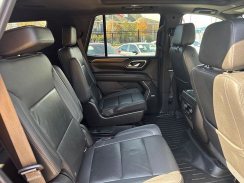 Used 2021 Chevrolet Tahoe LT w/ Luxury Package image 15