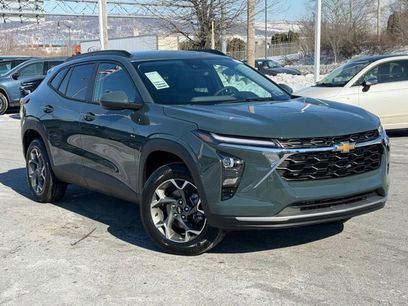 New 2026 Chevrolet Trax LT w/ Driver Confidence Package