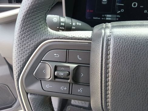Used 2025 Toyota Sequoia SR5 RWD image 18