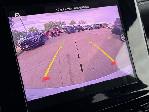 Used 2025 Jeep Grand Cherokee Altitude image 19