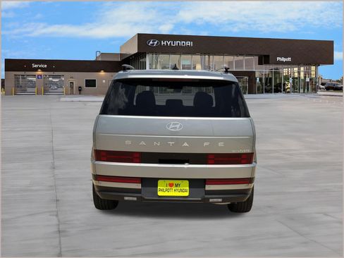 Certified 2025 Hyundai Santa Fe Limited AWD/4WD image 10