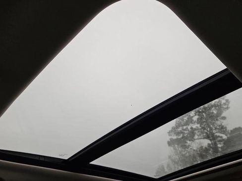 Used 2023 Honda Pilot Elite image 19