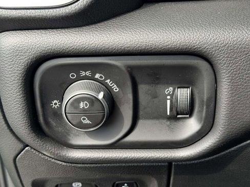 New 2026 RAM 1500 Big Horn AWD/4WD image 9