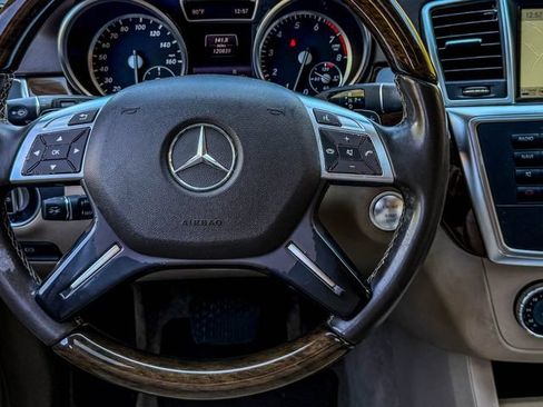 Used 2015 Mercedes-Benz ML 350 2WD image 32